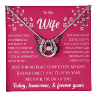 Load image into Gallery viewer, To My Wife - Lucky In Love Necklace
