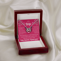 Load image into Gallery viewer, To My Wife - Lucky In Love Necklace
